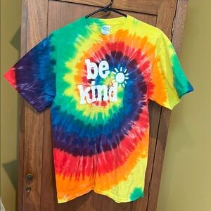 Be Kind Tie-Dye Medium Shirt